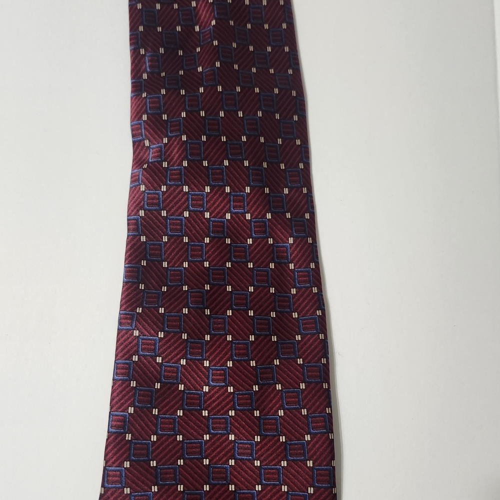 Nautica Silk Maroon and Blue Geometric Tie - Picture 2 of 3